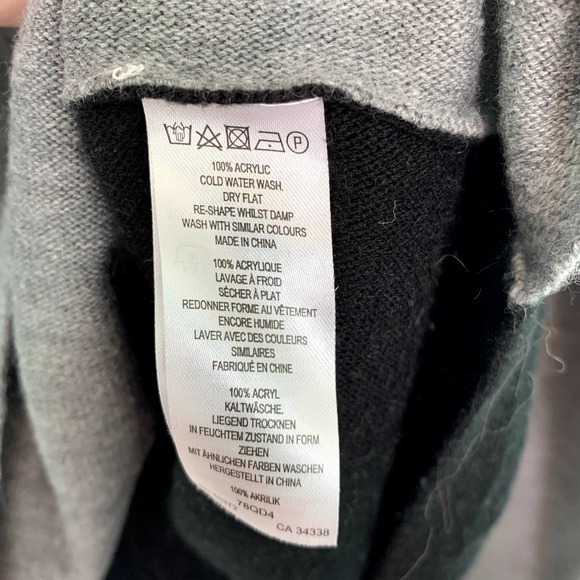 French Connection Gray Pullover Sweater Women's‎ Size Medium - Picture 4 of 5